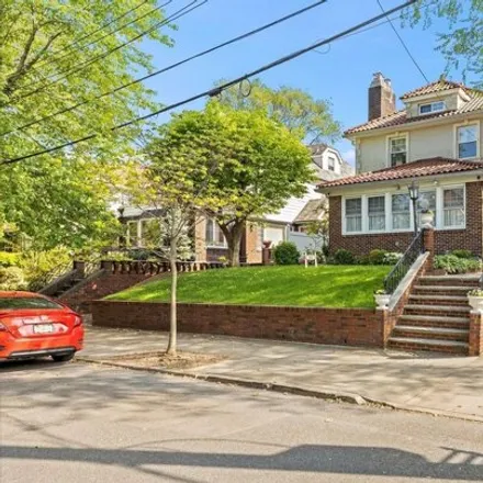 Buy this 4 bed house on 70 81st Street in New York, NY 11209