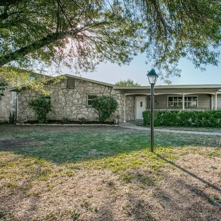 Image 2 - 107 National Boulevard, Universal City, Bexar County, TX 78148, USA - House for sale