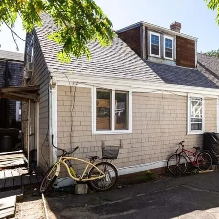 Image 1 - 10 Freeman Street, Provincetown, MA 02657, USA - House for sale