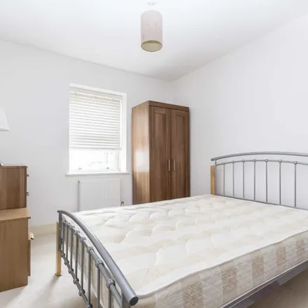 Image 4 - 1 Holford Way, London, SW15 5DH, United Kingdom - Apartment for rent