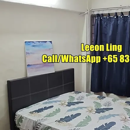 Rent this 1 bed room on 403 Pandan Gardens in Pandan Gardens, Singapore 600415