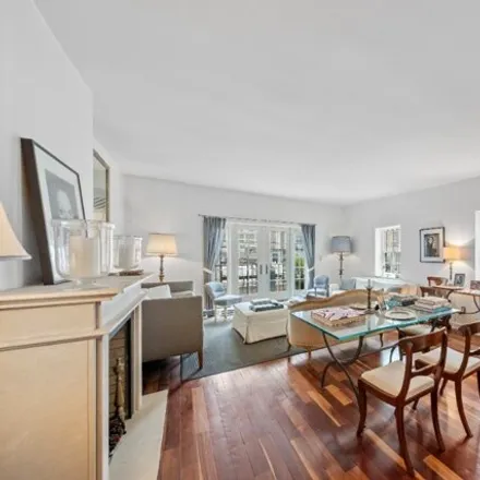 Image 2 - 35 W 54th St Apt 9, New York, 10019 - Apartment for sale