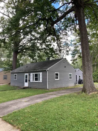 Buy this 4 bed house on 4765 Bowser Avenue in Fort Wayne, IN 46806
