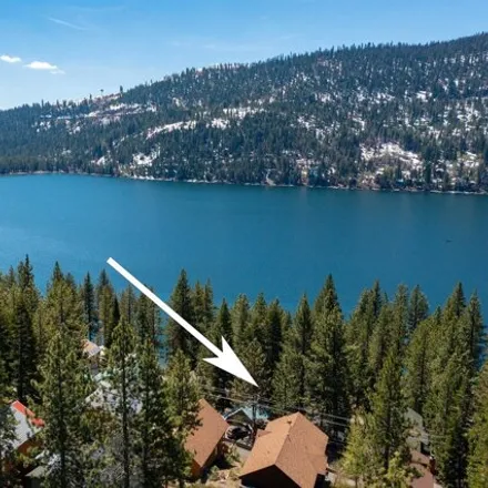 Image 1 - 15260 East Reed Avenue, Truckee, CA 96161, USA - House for sale