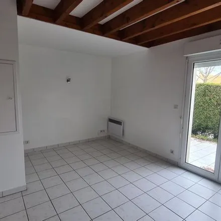 Rent this 1 bed apartment on Accès parking in Place de la République, 72000 Le Mans