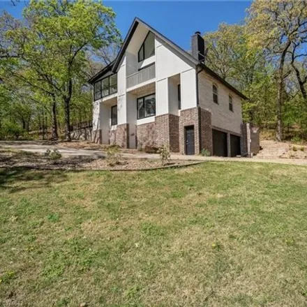 Image 1 - 5034 Cliff Drive, Fort Smith, AR 72903, USA - House for sale