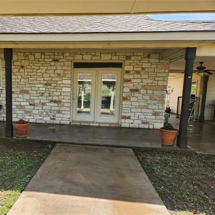 Image 2 - 54 Fairview Drive, Round Rock, TX 78665, USA - House for sale