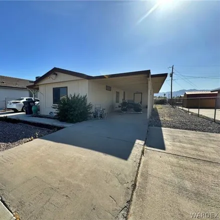 Buy this studio apartment on 5615 Pasadena Road in Mohave Valley, AZ 86426