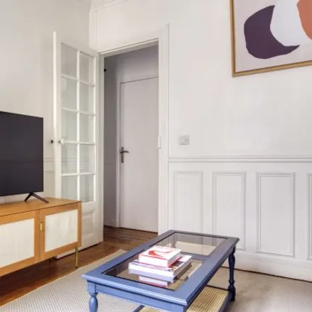 Image 4 - 135 ter Rue Lamarck, 75018 Paris, France - Apartment for rent