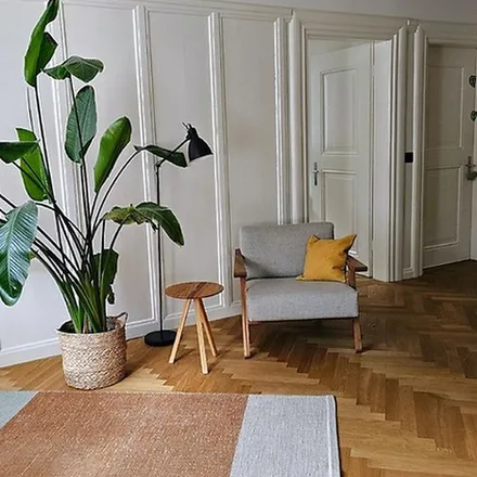 Rent this 3 bed apartment on Grütlistrasse in 8002 Zurich, Switzerland