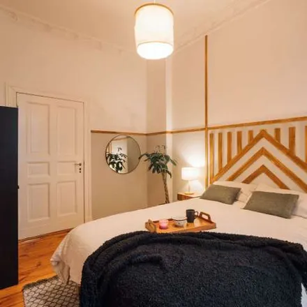 Rent this 2 bed apartment on Stargarder Straße 12 in 10437 Berlin, Germany