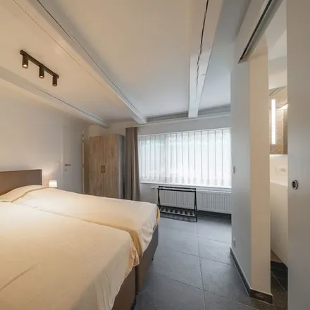 Rent this 3 bed house on Middelkerke in Ostend, Belgium
