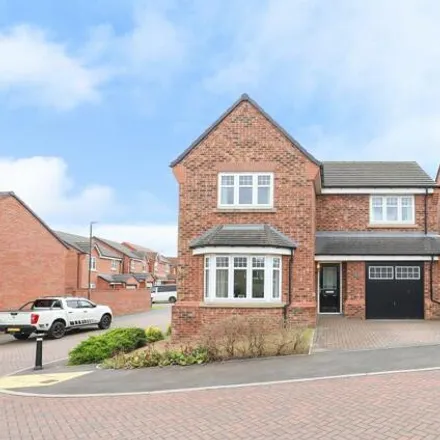 Buy this 4 bed house on Regents Green in Grassmoor, S42 5FH