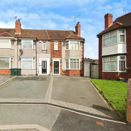 Buy this 3 bed townhouse on 11 Locke Close in Daimler Green, CV6 2ET
