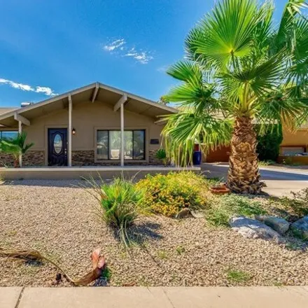 Image 1 - 3804 S Dorsey Ln, Tempe, Arizona, 85282 - House for rent
