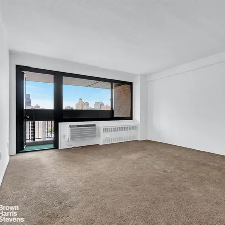 Buy this studio apartment on 333 PEARL STREET 26F in Financial District