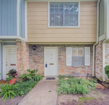 Image 5 - 8102 Amelia Rd Apt 307, Houston, Texas, 77055 - Condo for rent