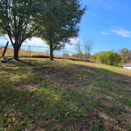 Image 8 - 5740 East Sugar Hollow Road, Morristown, TN 37860, USA - House for sale