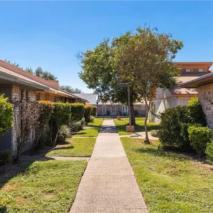 Image 3 - Wilma Magee Elementary School, 4201 Calallen Drive, Corpus Christi, TX 78410, USA - Townhouse for sale