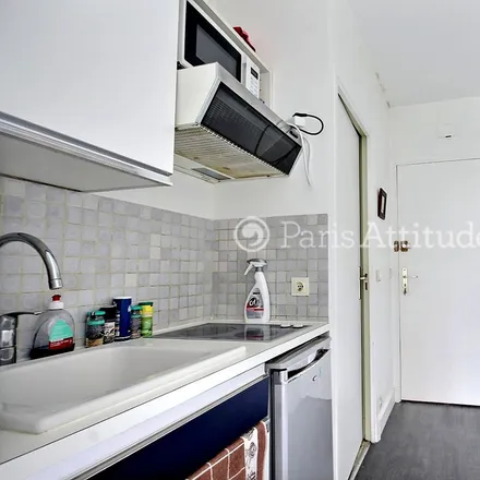 Image 6 - 232 Rue du Faubourg Saint-Honoré, 75008 Paris, France - Apartment for rent
