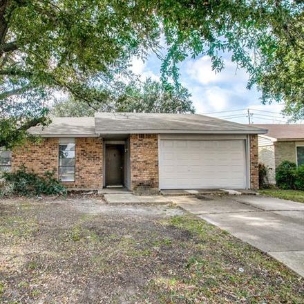 Rent this 3 bed house on 5700 Maple Lane in Rowlett, TX 75089