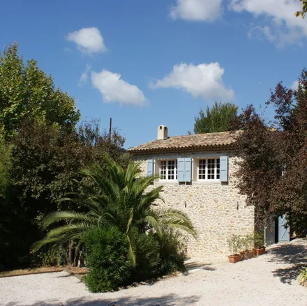 Rent this 2 bed house on 790 Chemin du Canadeau in 83330 Le Castellet, France