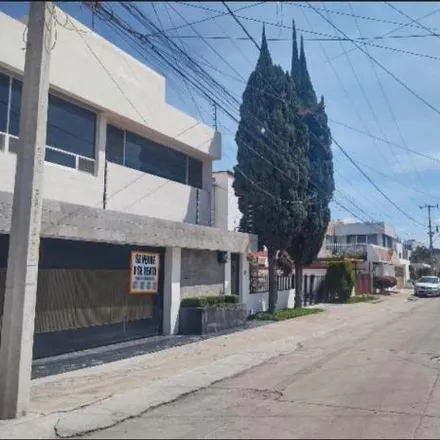 Rent this 4 bed house on Avenida Panorama 1002B in Valle Del Campestre, 37150 León