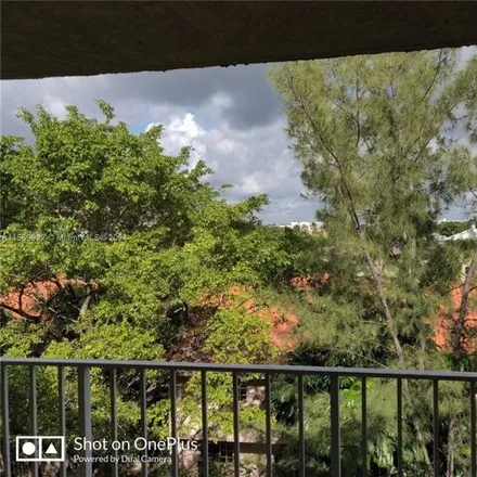 Buy this 1 bed condo on unnamed road in San Souci Estates, North Miami