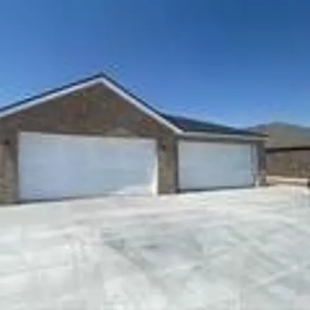 Rent this 3 bed duplex on 5712 Itasca Street in Lubbock, TX 79416