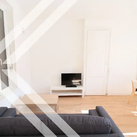 Rent this 2 bed apartment on 100 Rue de la République in 76000 Rouen, France