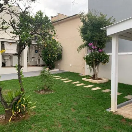 Buy this 3 bed house on Rua Maestro Bovolenta in Vila Progresso, Jundiaí - SP