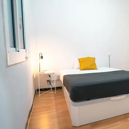 Image 1 - Carrer Nou de la Rambla, 106, 08001 Barcelona, Spain - Room for rent