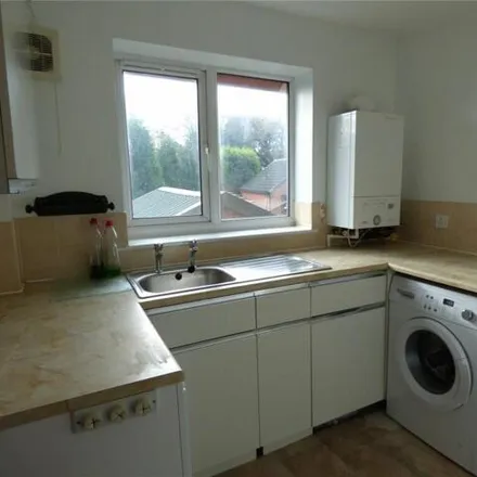 Image 2 - Acorn View, Cannock Road, Chasetown, WS7 0BJ, United Kingdom - Room for rent