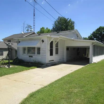 Buy this 2 bed house on 101 Oak Street in Oak Shade Park, Cambridge Township