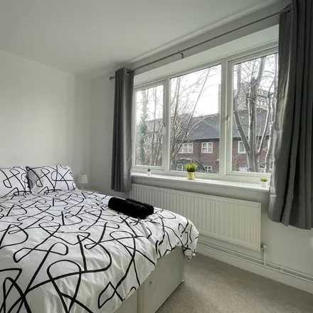 Image 5 - Sheffield, S2 5PE, United Kingdom - Apartment for rent
