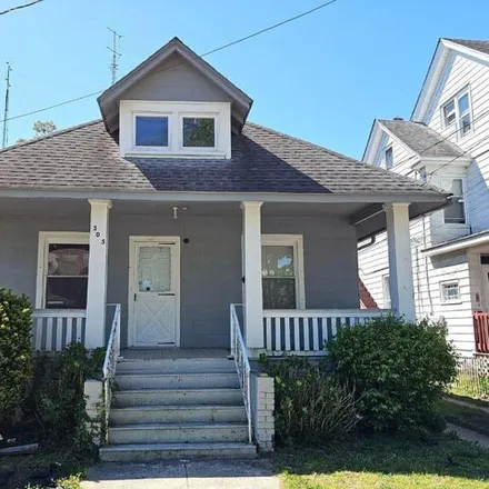 Buy this 2 bed house on 517 East Oak Street in Millville, NJ 08332