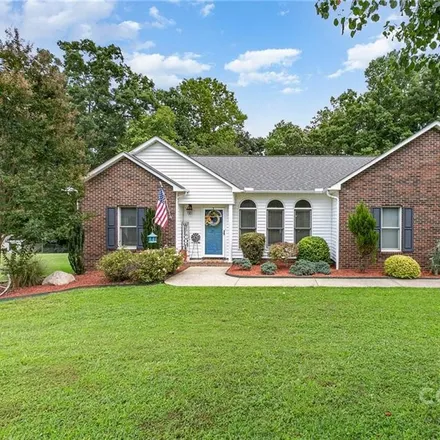 Buy this 3 bed house on 227 Wiggins Road in Mooresville, NC 28115