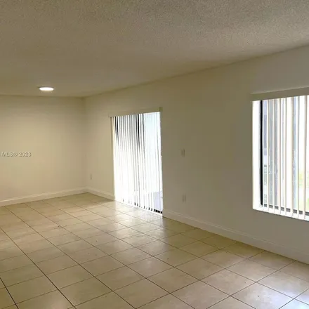 Image 2 - 3187 Coral Lake Way, Coral Springs, FL 33065, USA - Apartment for rent