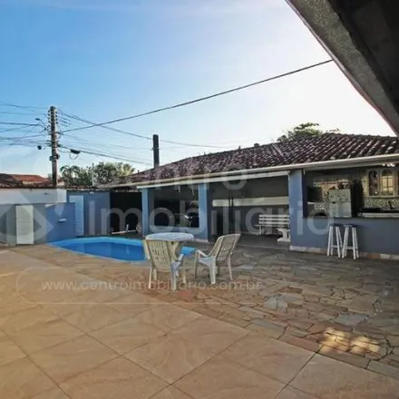 Buy this 6 bed house on Rua Angelina in Jardim Marcia I, Peruíbe - SP