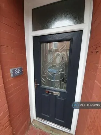 Rent this 4 bed townhouse on Grafton Street in Hull, HU5 2NR