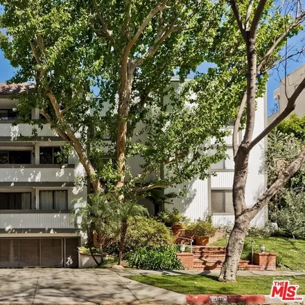 Image 1 - 406 North Oakhurst Drive, Beverly Hills, CA 90210, USA - Condo for sale