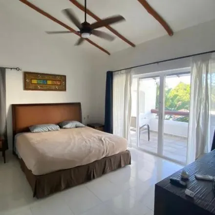 Rent this 3 bed house on Avenida Paseo Coba in Playacar Fase 1, 77717 Playa del Carmen