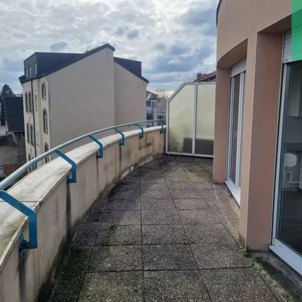 Image 3 - Square Robert Schuman, 57100 Thionville, France - Apartment for rent
