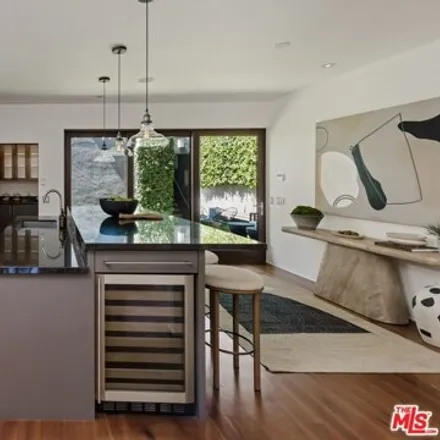 Image 1 - 613 Boccaccio Ave, Venice, California, 90291 - House for sale