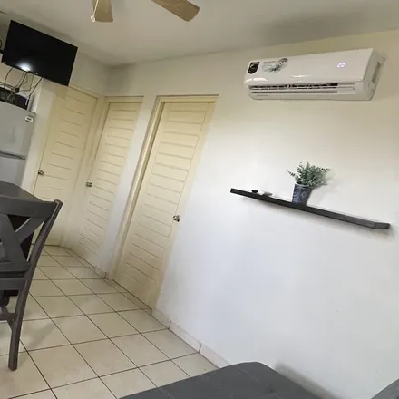 Rent this 3 bed apartment on Guanacaste in Sardinal, El Coco