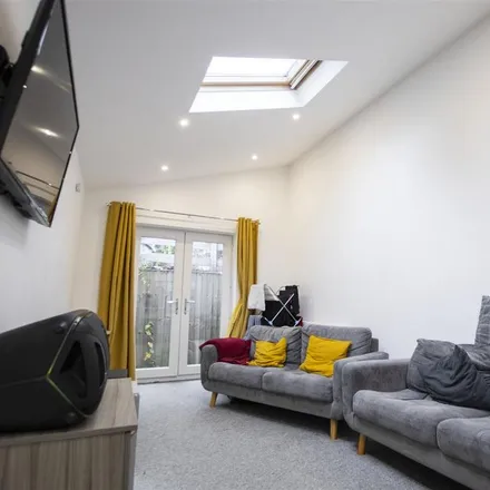 Rent this 6 bed house on 47 Selly Hill Road in Selly Oak, B29 7DL