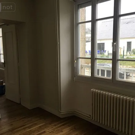 Rent this 4 bed apartment on 3 Rue de Chasné in 35250 Saint-Aubin-d'Aubigné, France