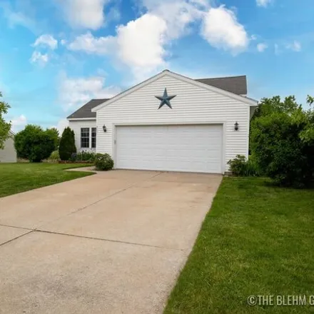 Buy this 3 bed house on 3633 Deeprose Drive Southeast in Gaines Charter Township, MI 49316