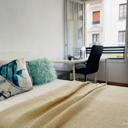 Image 8 - Calle de Ferraz, 33, 28008 Madrid, Spain - Apartment for rent