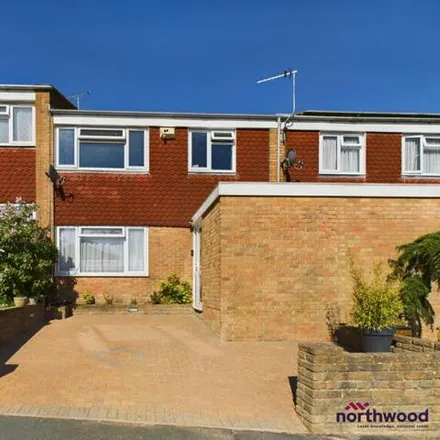 Buy this 3 bed townhouse on unnamed road in Eastbourne, BN23 8BX